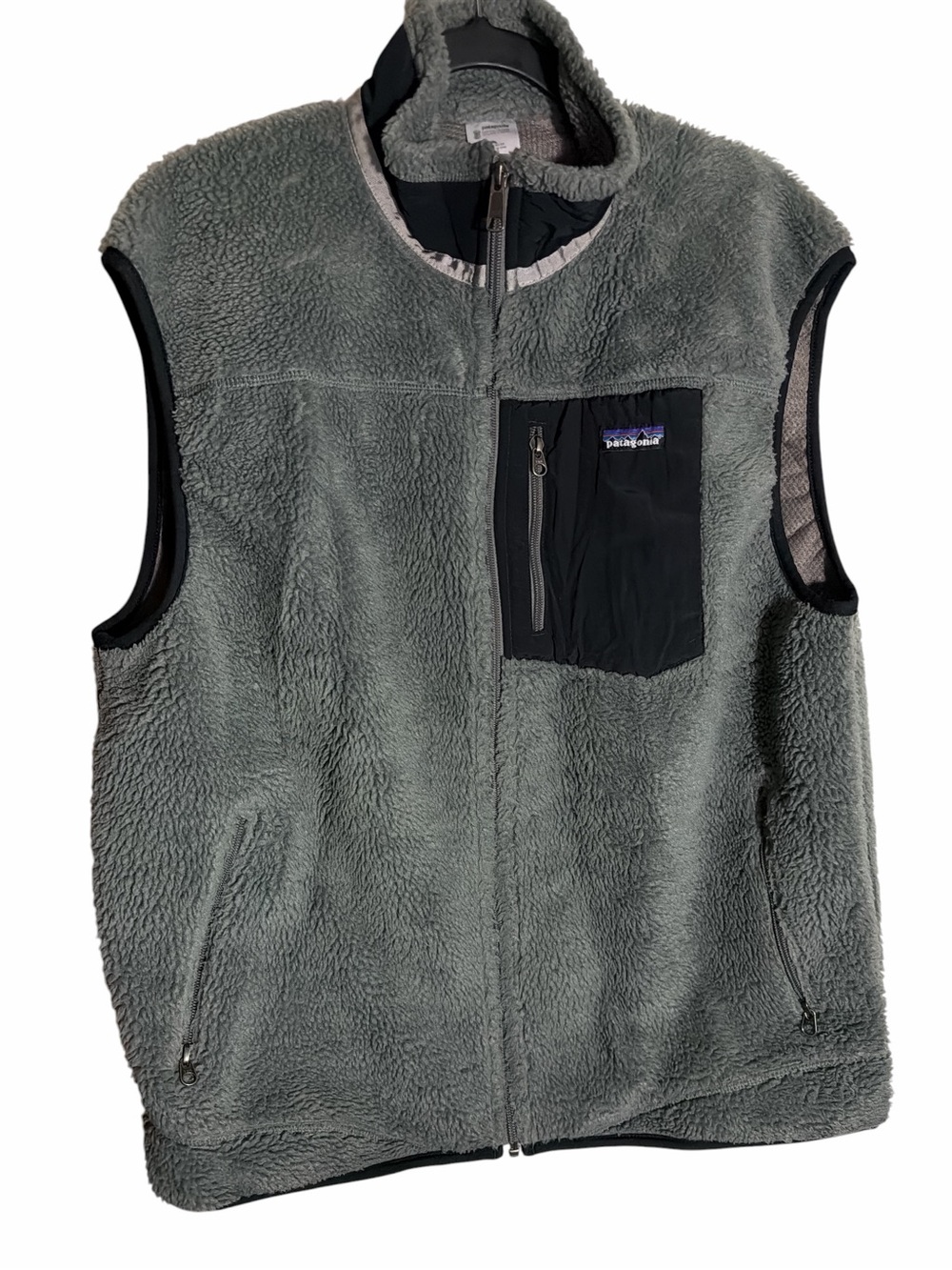 Patagonia Gray Sherpa Fleece Vest with Black Chest Pocket size XL